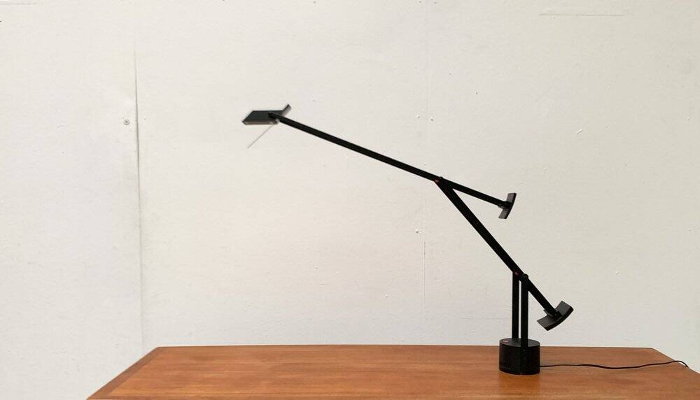 Postmodern Italian Tizio table lamp by Richard Sapper for Artemide, 1970s.