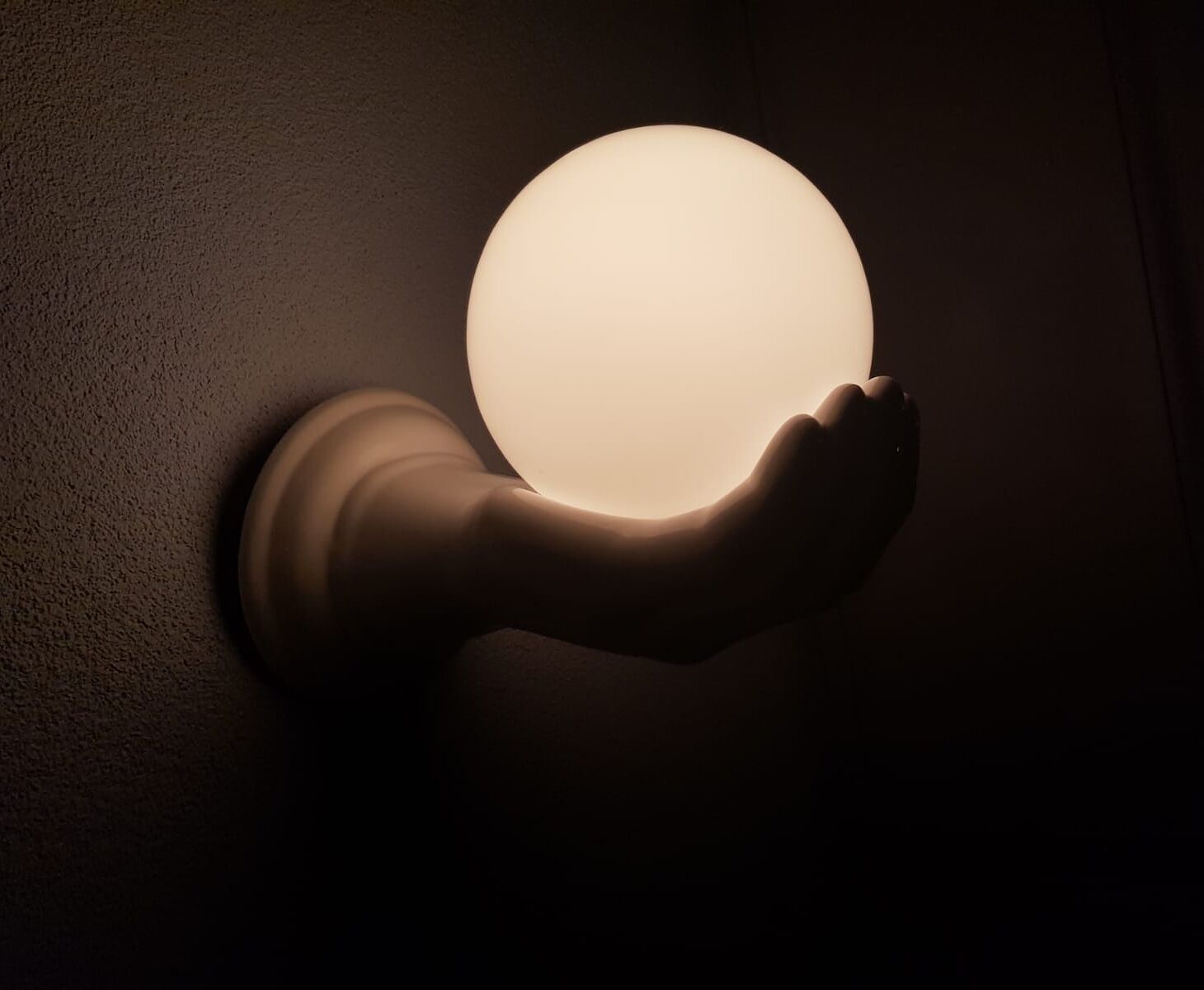 Mid Century ceramic wall lamp, 80s