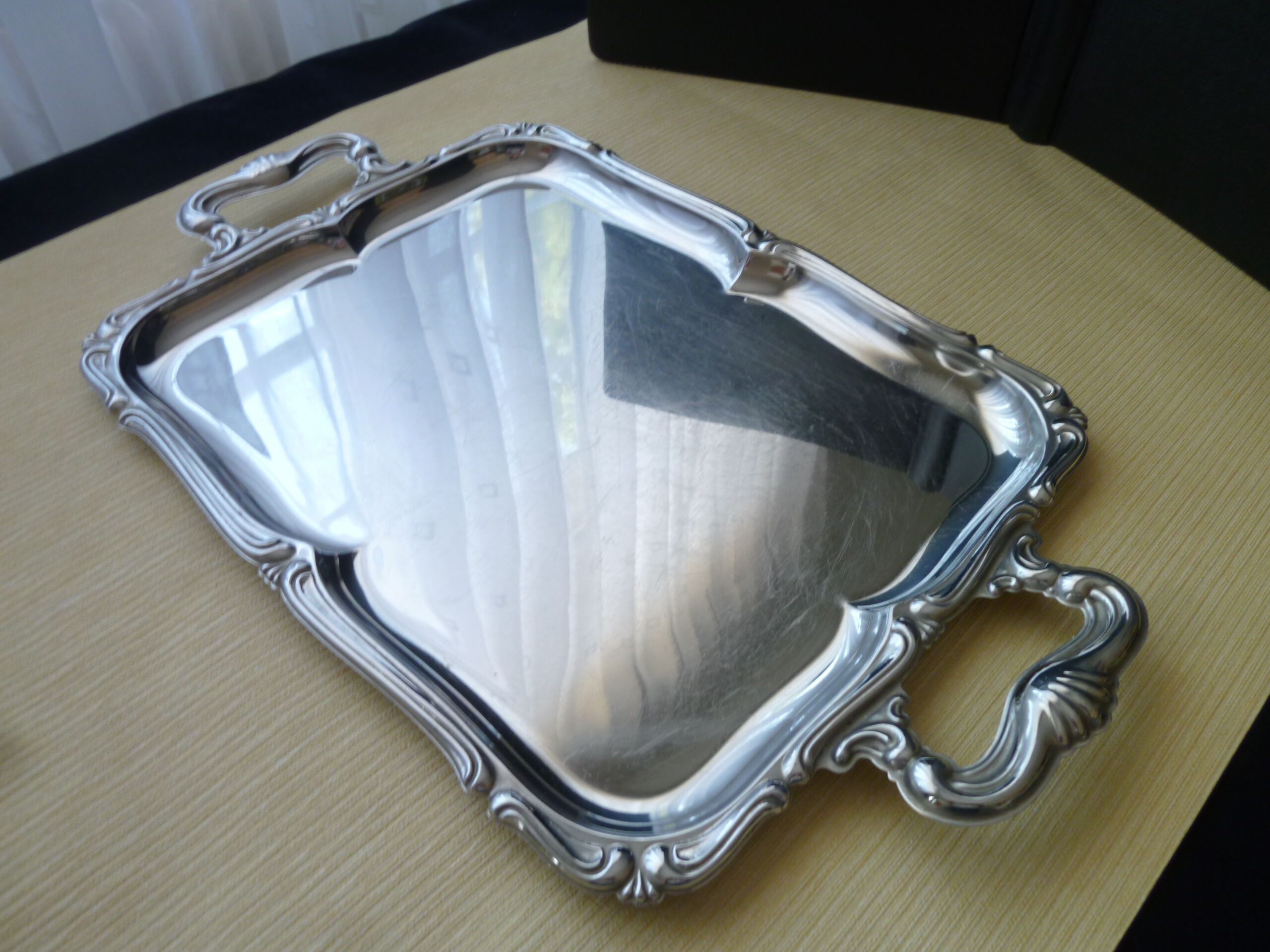 Stainless steel serving tray 35 x 27 cm