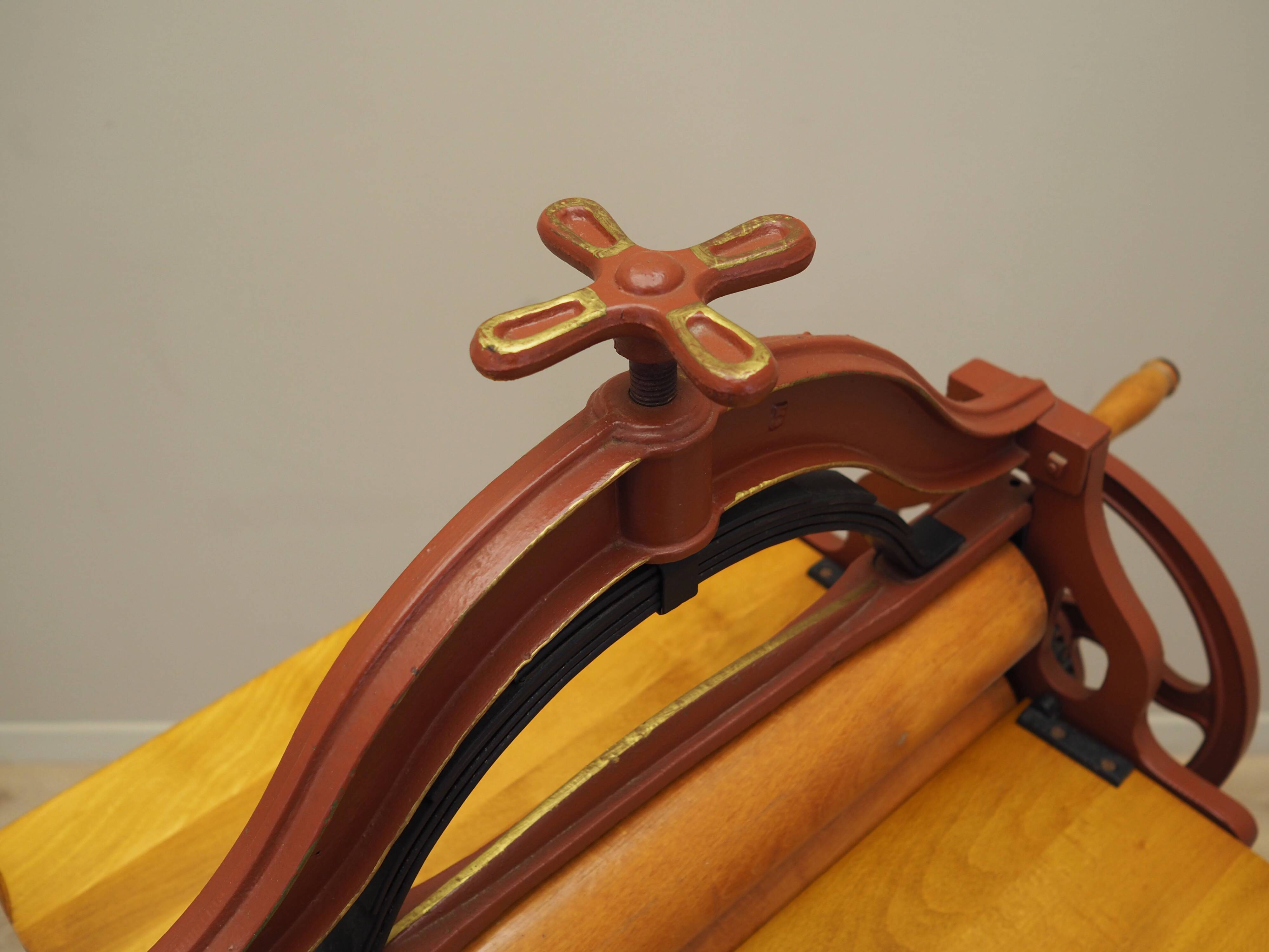 Mangle en fonte, design danois, 19e/20e siècle, production : Danemark