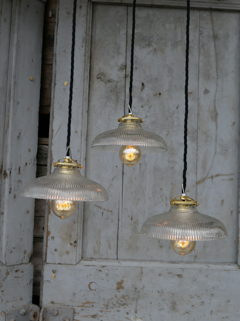 Day abat suspension industrial holophane workshop