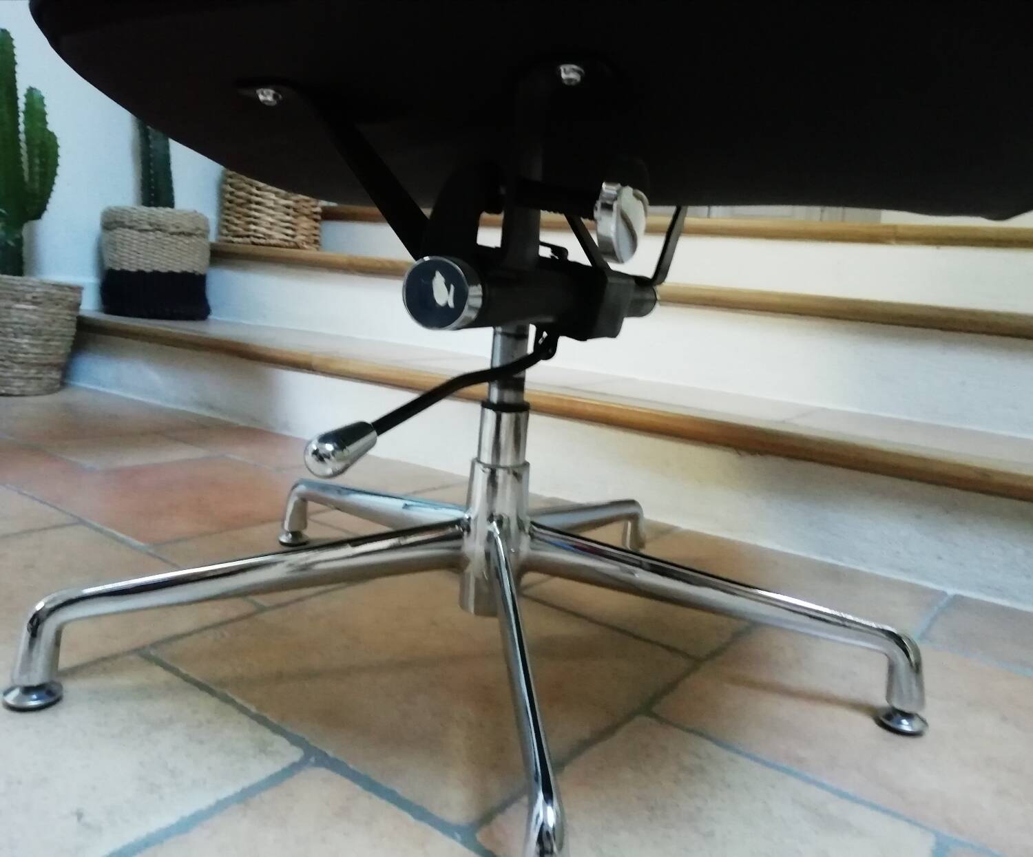 Italian leather desk chair