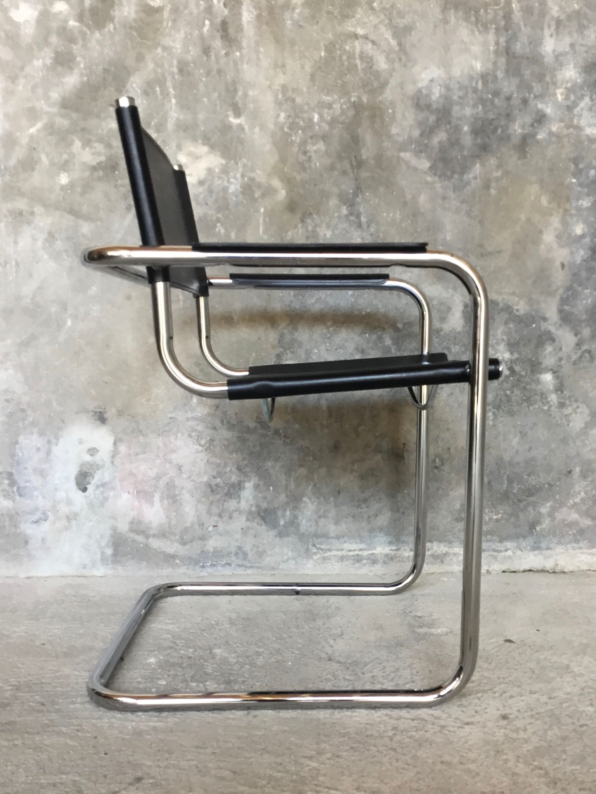Cantilever armchair, made in Italy