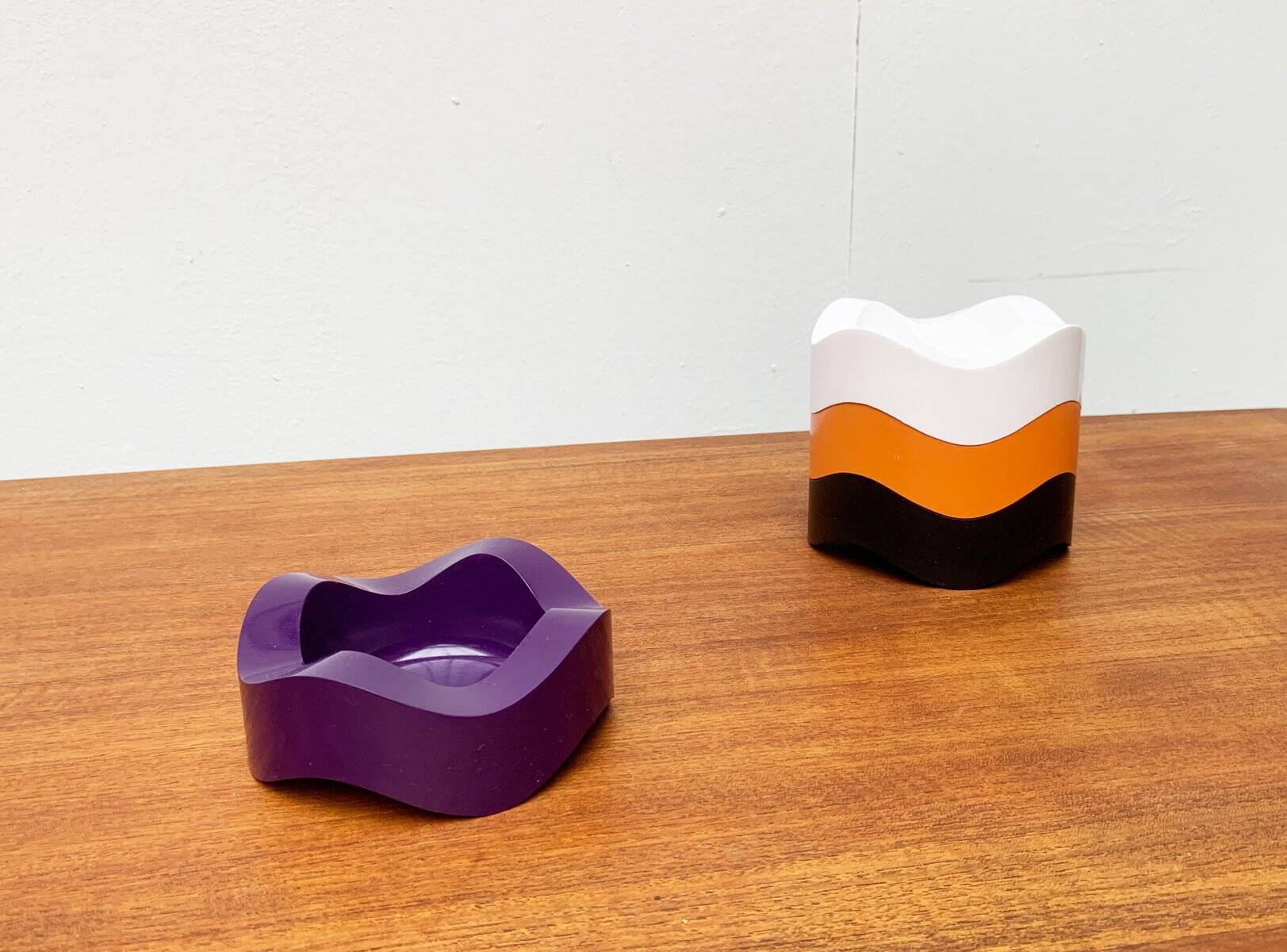 Bowl or ashtray Ulmer Welle German space age mid-century by Walter Zeischegg for Helit, set of 4