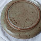 8 flat plates and 1 Vallauris dish