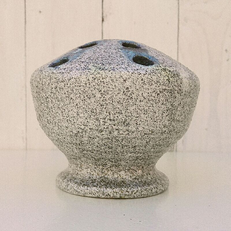 Ancien pique fleur céramique Accolay vintage