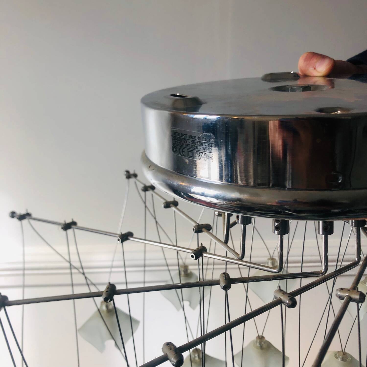 Lustre en cascade Lucciole par MetalSpot en chromé et verre dépoli