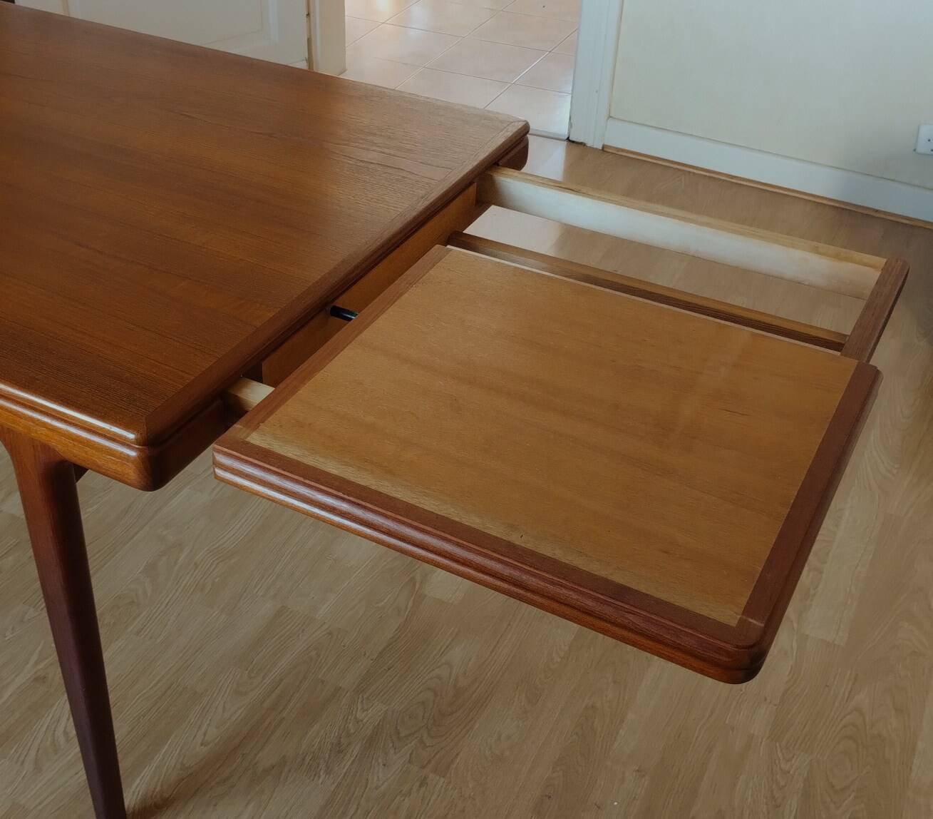 Dining table by Johannes Andersen