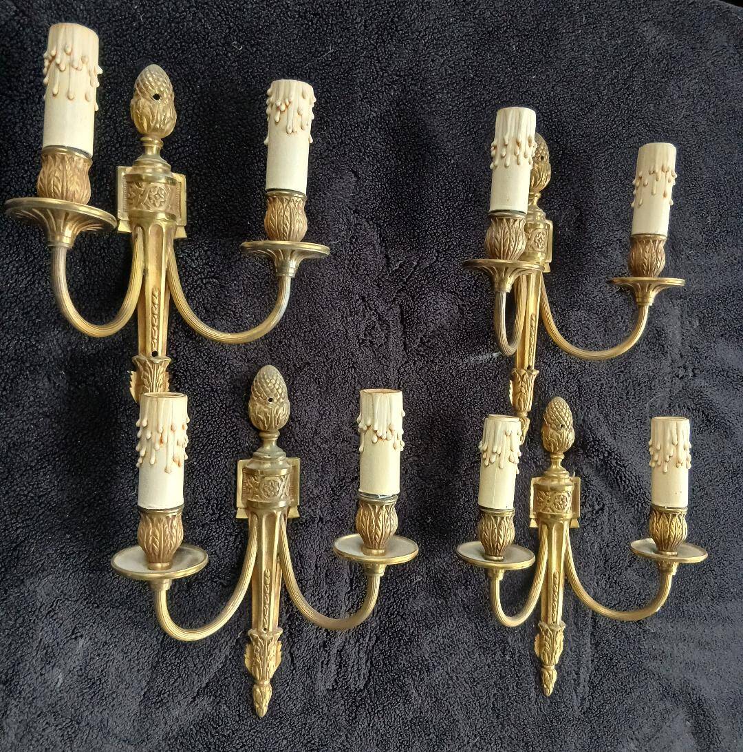 4 Louis XVI bronze wall lights