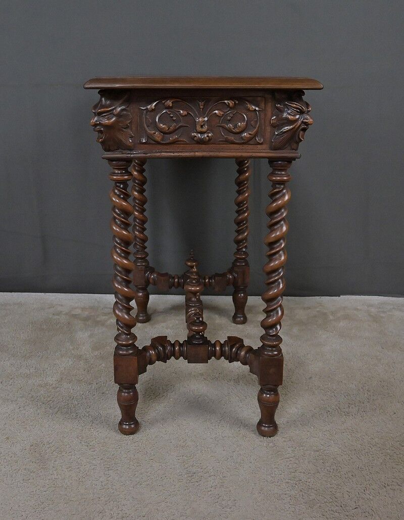 Small walnut desk, Henri II style – late 19th century