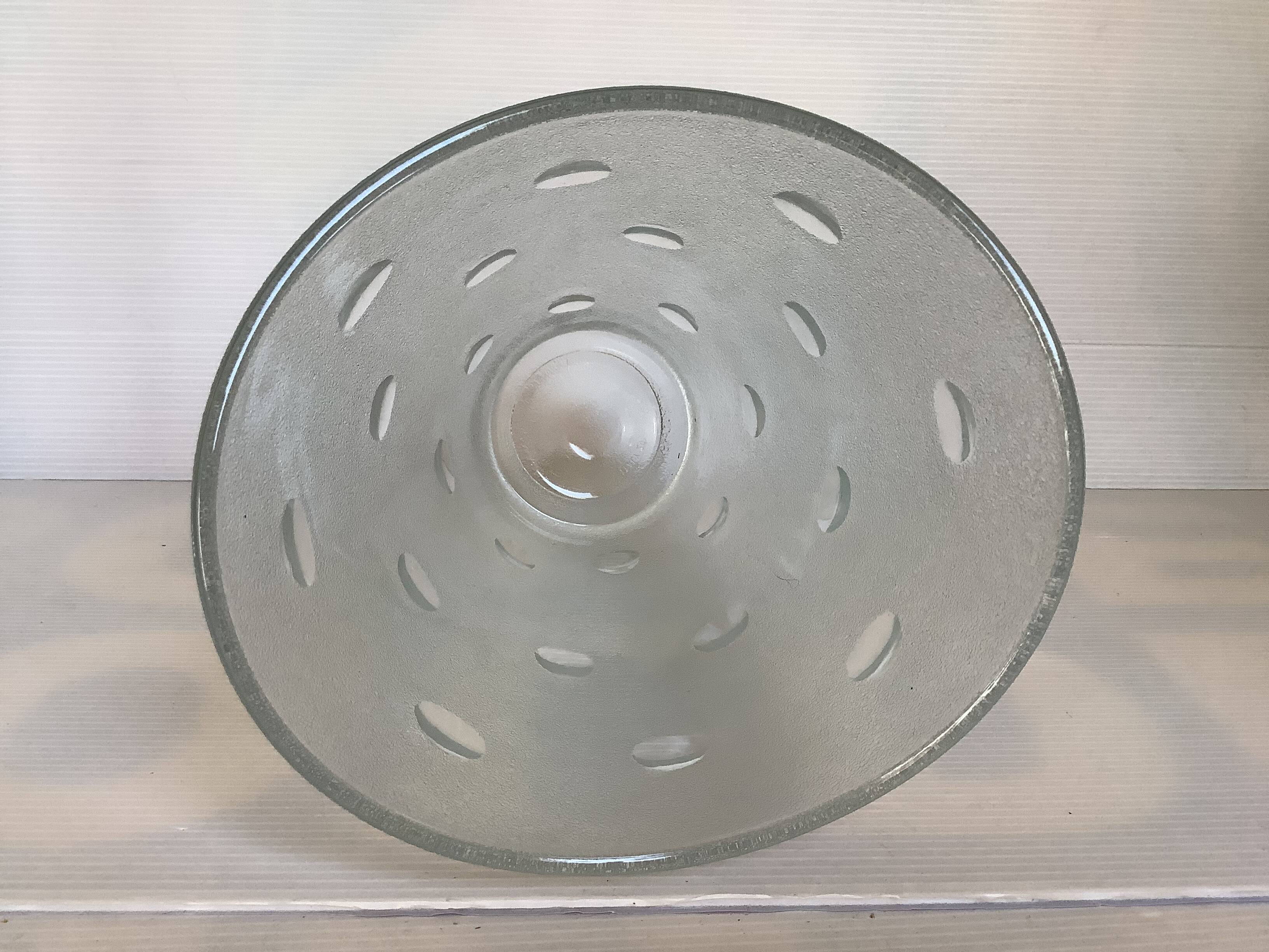 Vase polka dots Italy round in relief