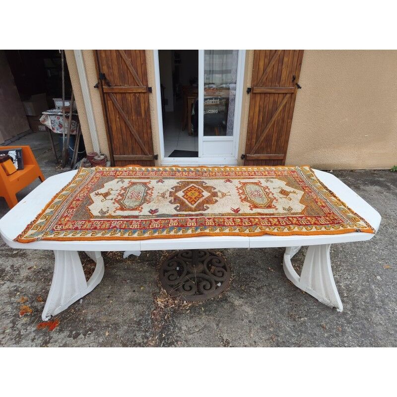 Moroccan wool rug