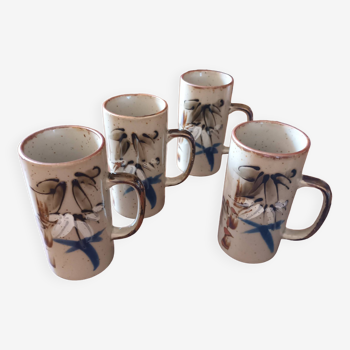 4 Sandstone mugs with bamboo decor