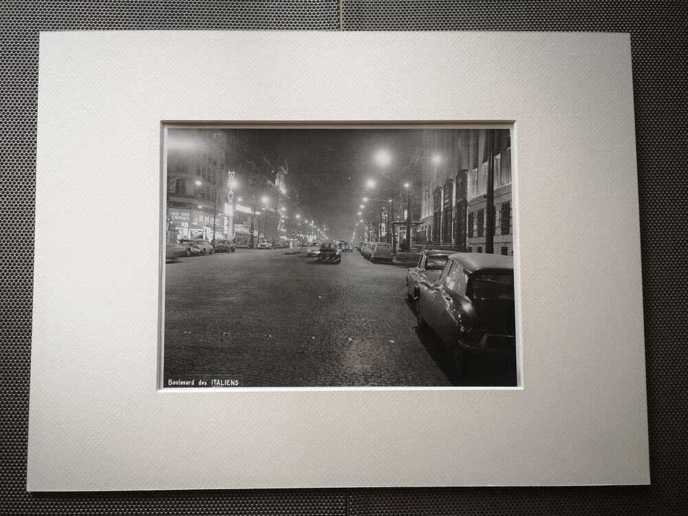 Photograph 18x24cm - Black and white silver print - Boulevard des Italiens- 1950s-1960s