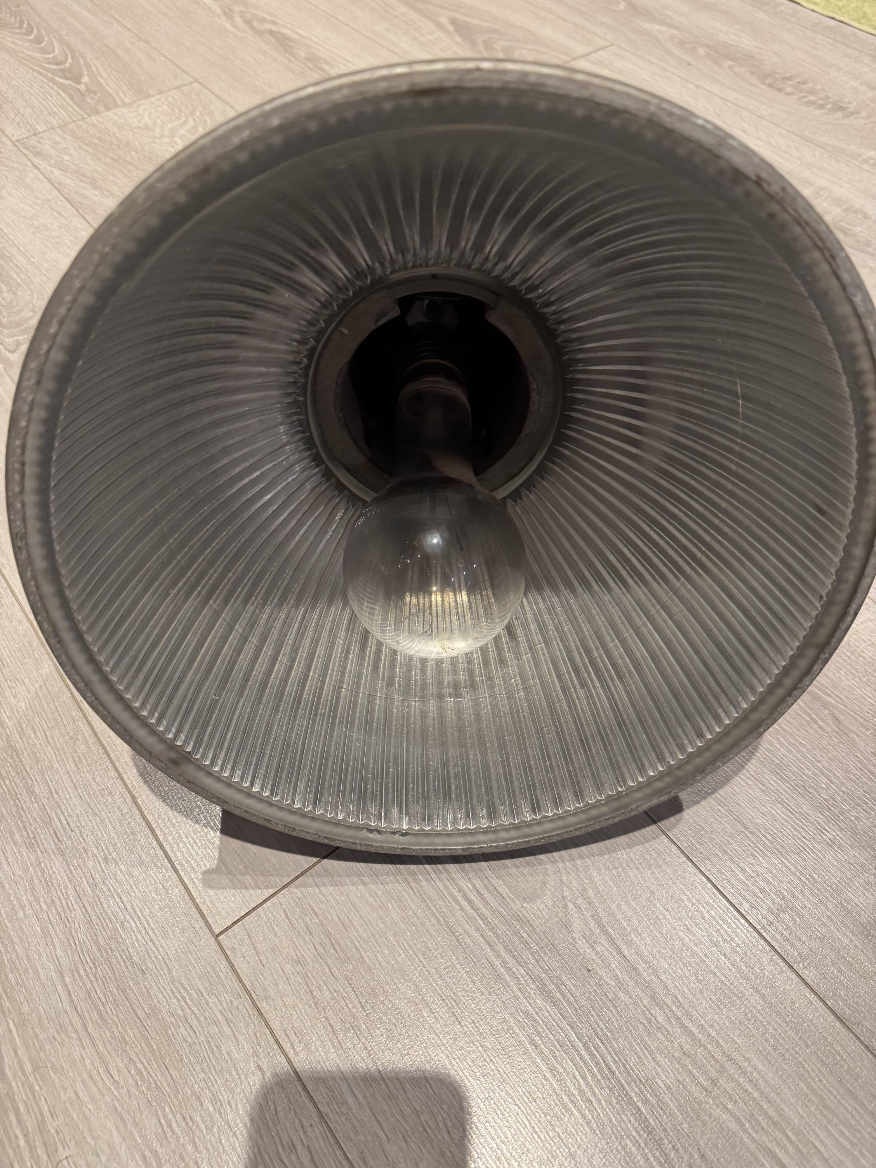 Industrial pendant lamp