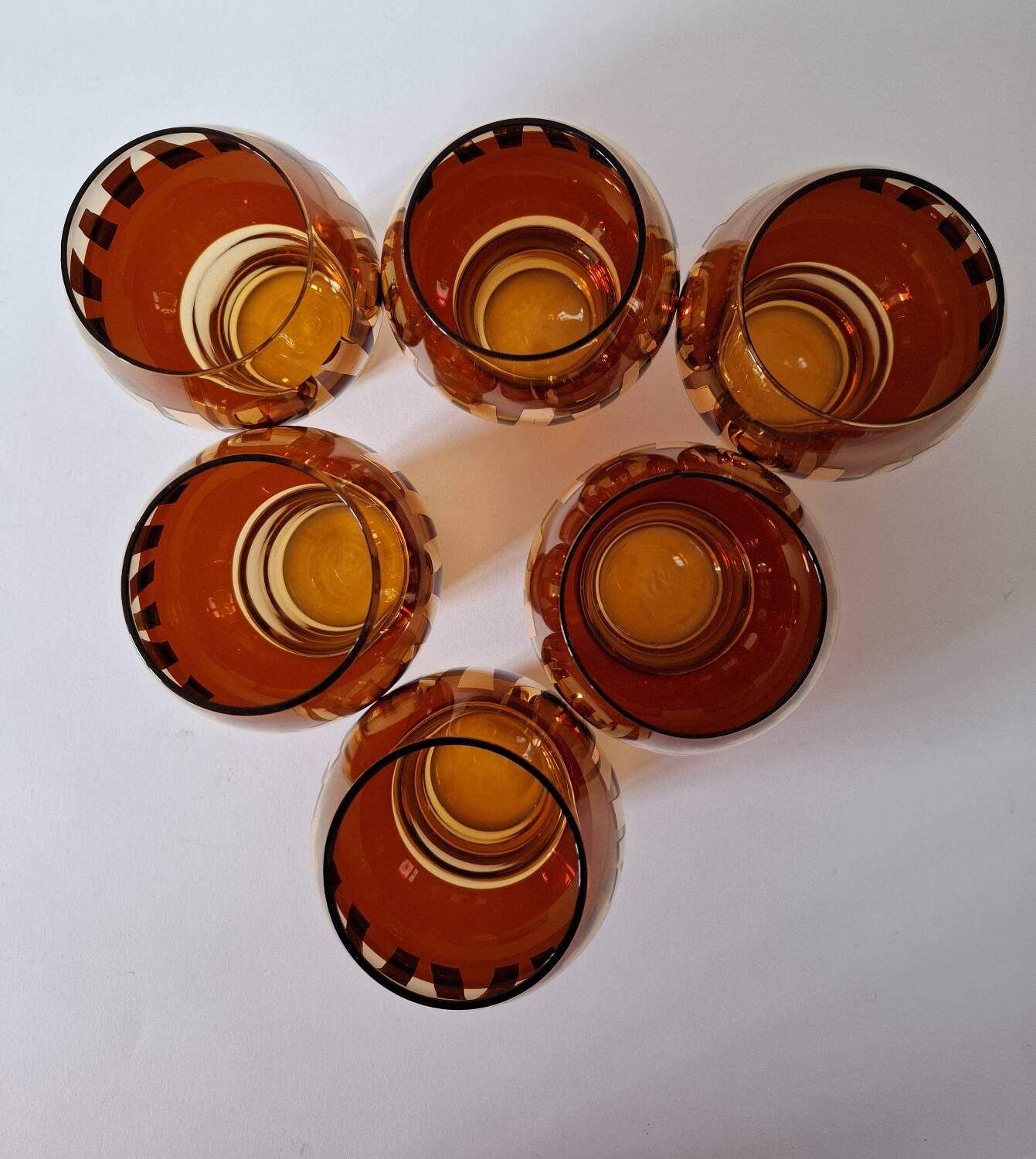 Carafe and its amber/golden glasses from the 70s.