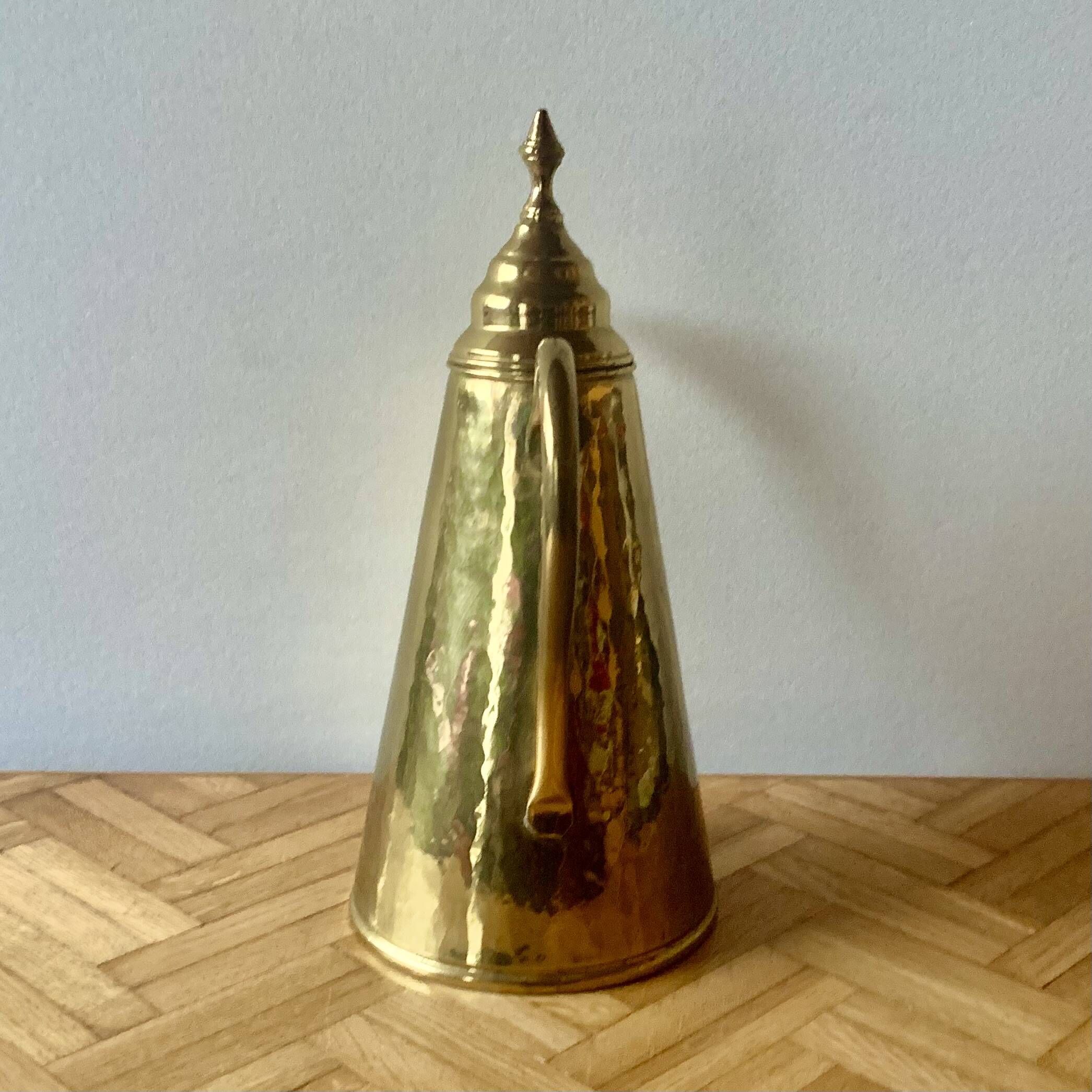 Brassware coffee maker - hammered copper Maudoux Dinant - Mid-century