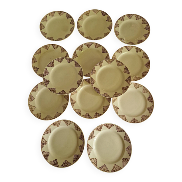 Lot De 14 Assiettes Plates Saint Amand Modèle 4054