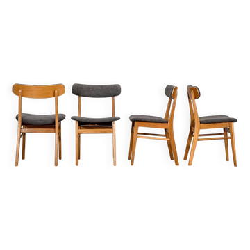 A set of four Danish Farstrup chairs In oak