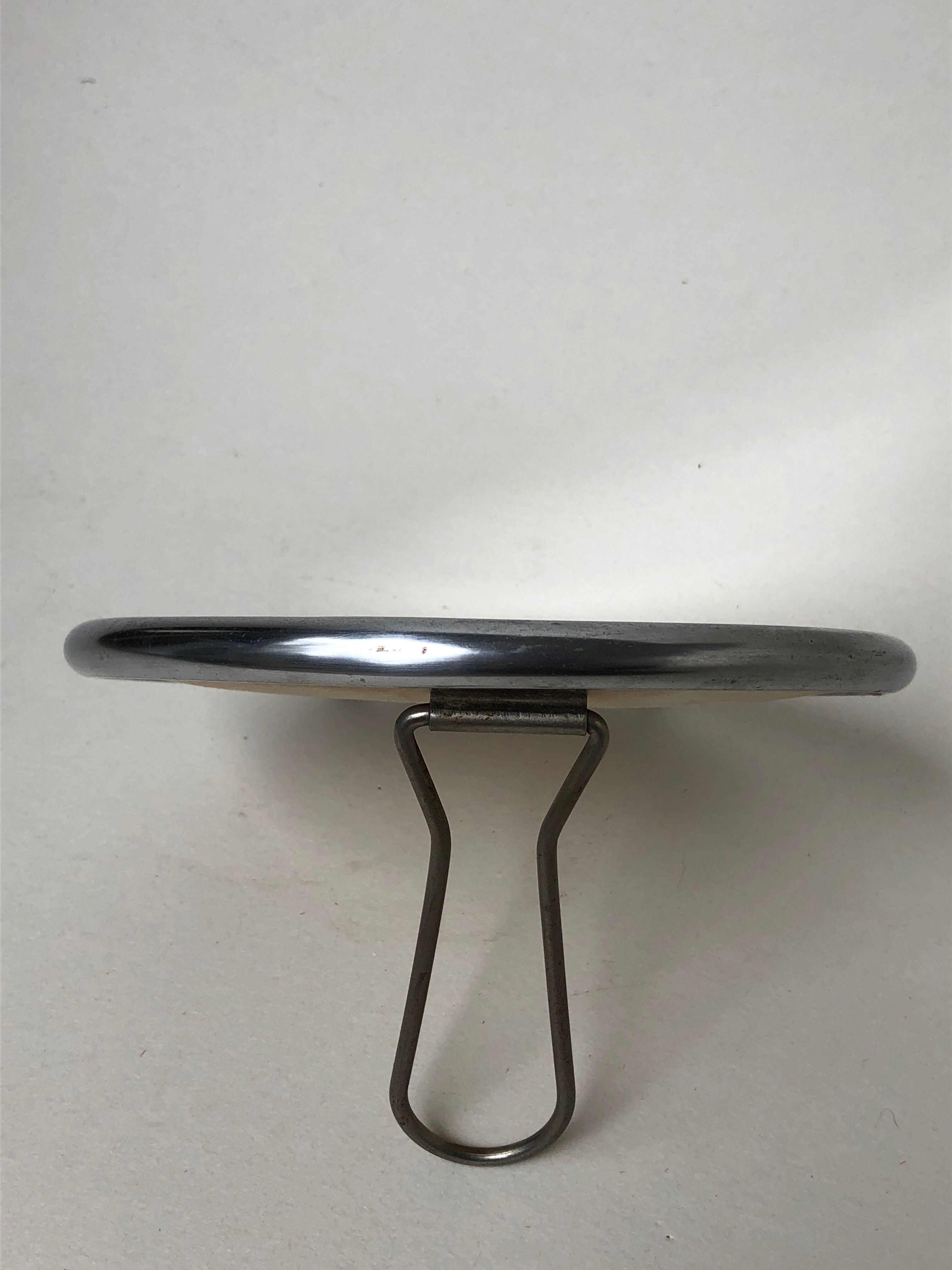 Barber magnifying mirror 18x18cm