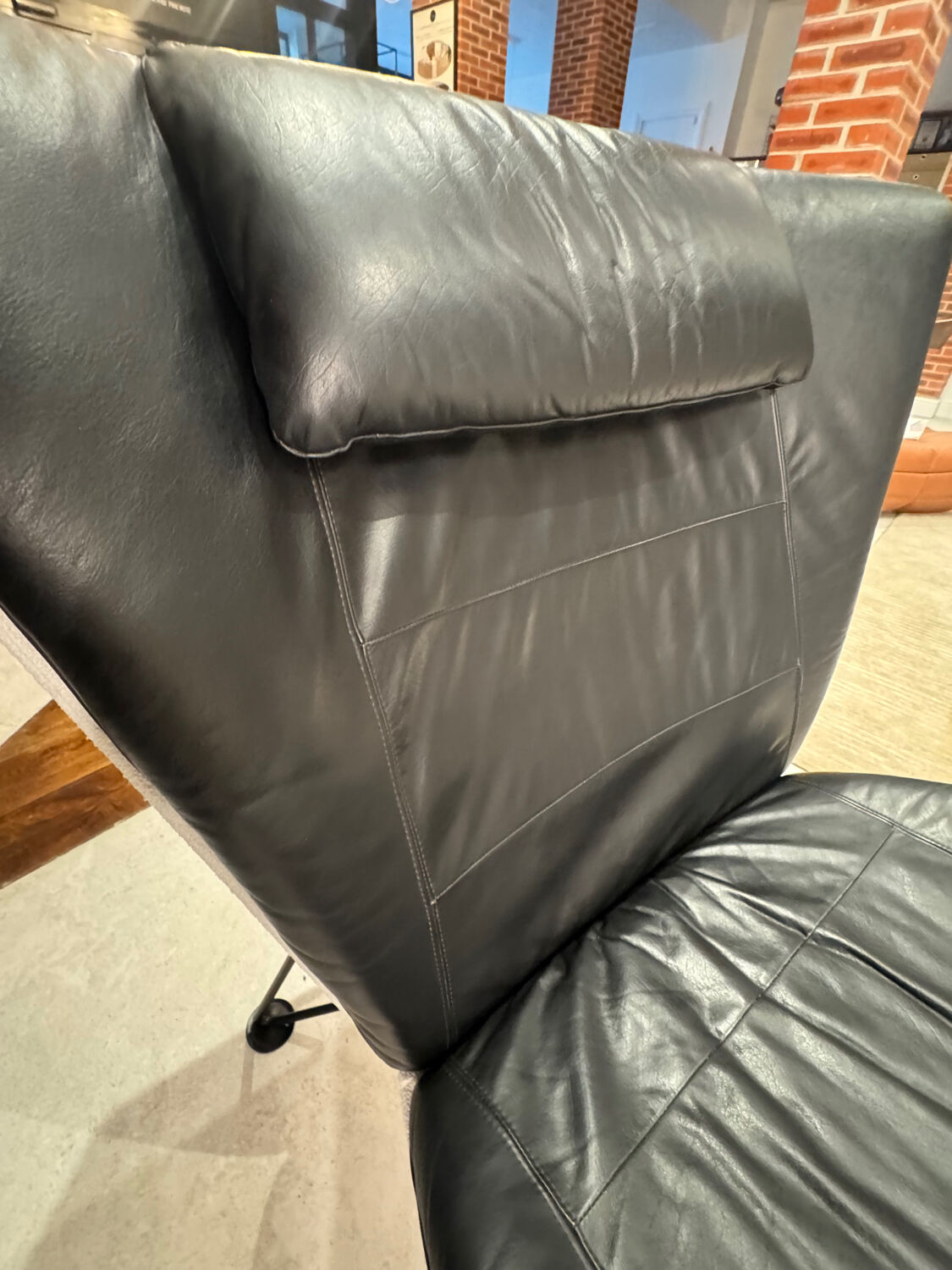 Fauteuil Italienne en cuir 1970