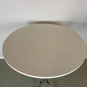 Vintage round white chrome dining table from the 70s.