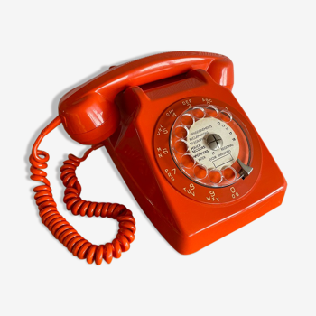 Téléphone vintage Socotel orange à cadran 1971
