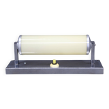 Applique murale tubulaire chromée de style Bauhaus des années 1930, abat-jour en verre crème, Tchécoslovaquie, ESČ