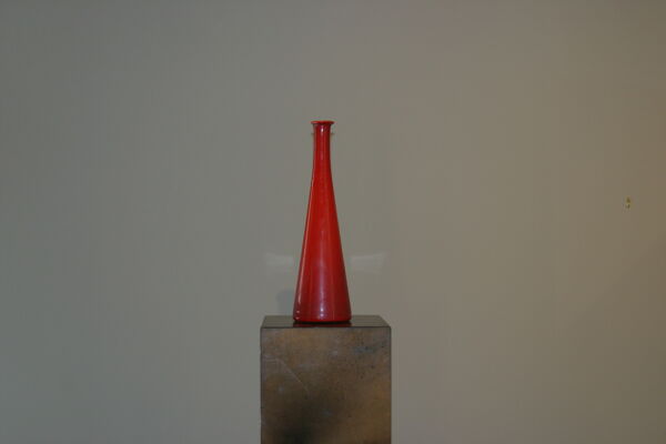 Bouteille décorative en verre rouge