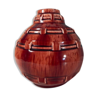 Elegant earthenware vase