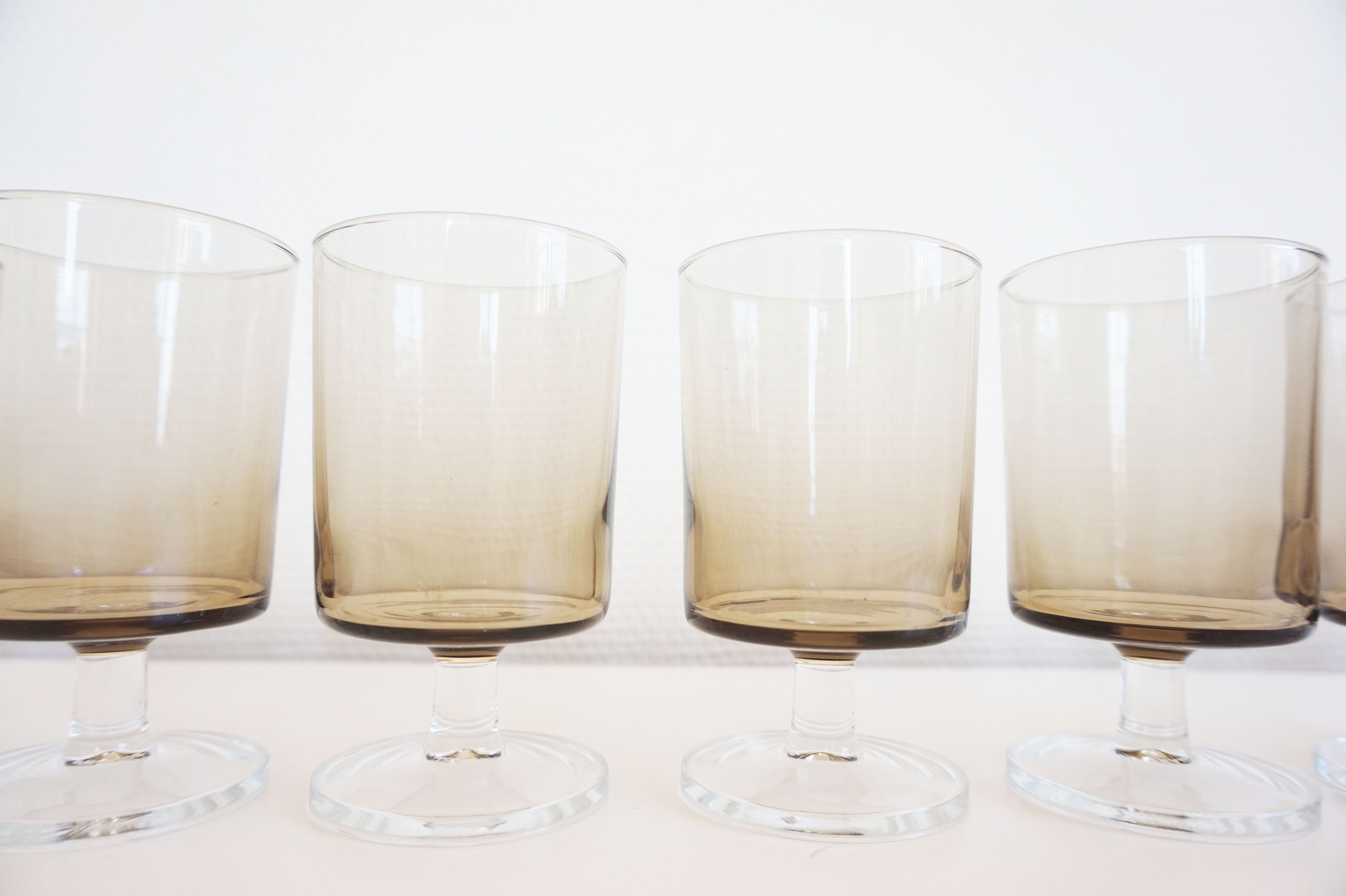 Lot of 10 1970 Luminarc black smoky glass walking glasses