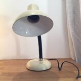 Desk lamp