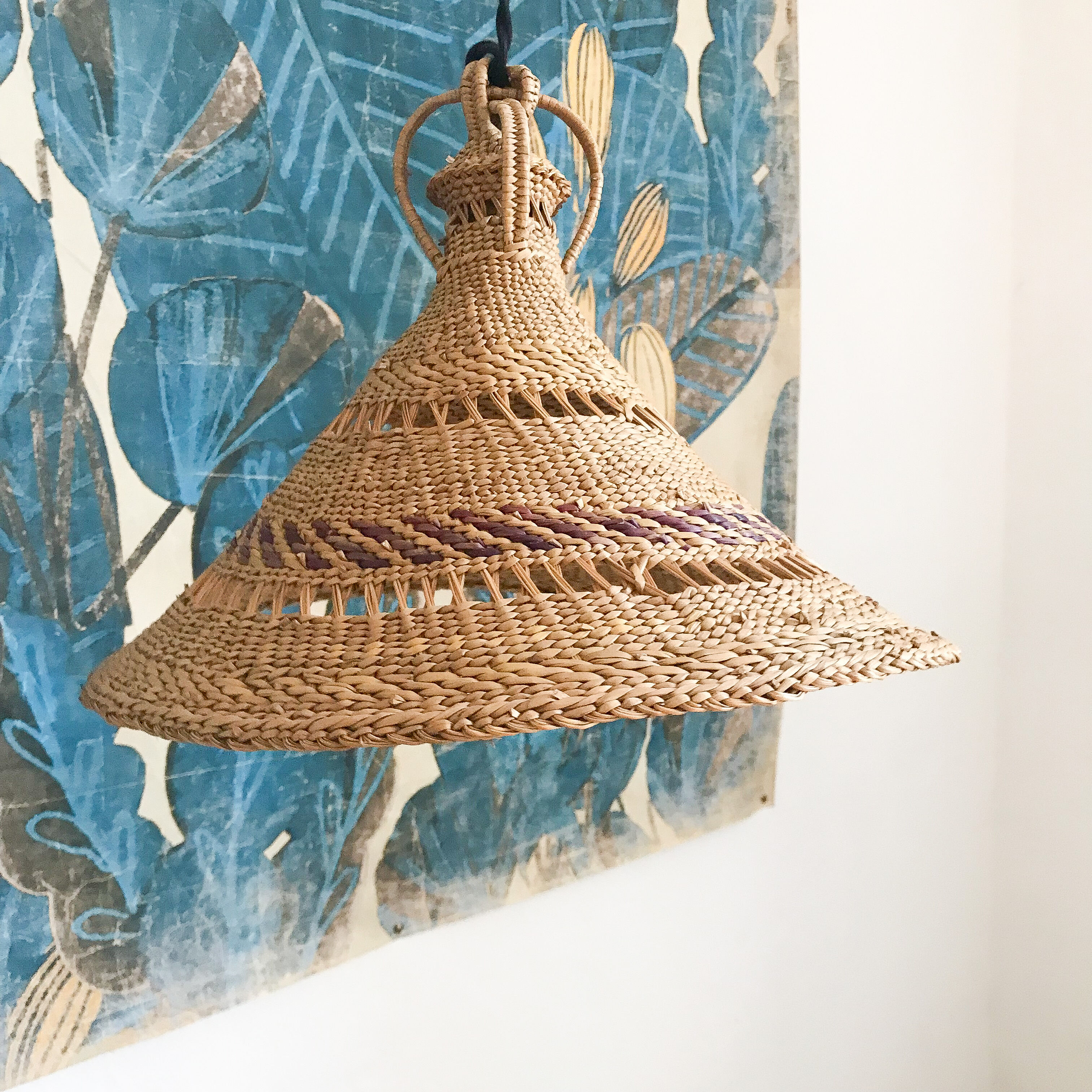Wicker hat suspension