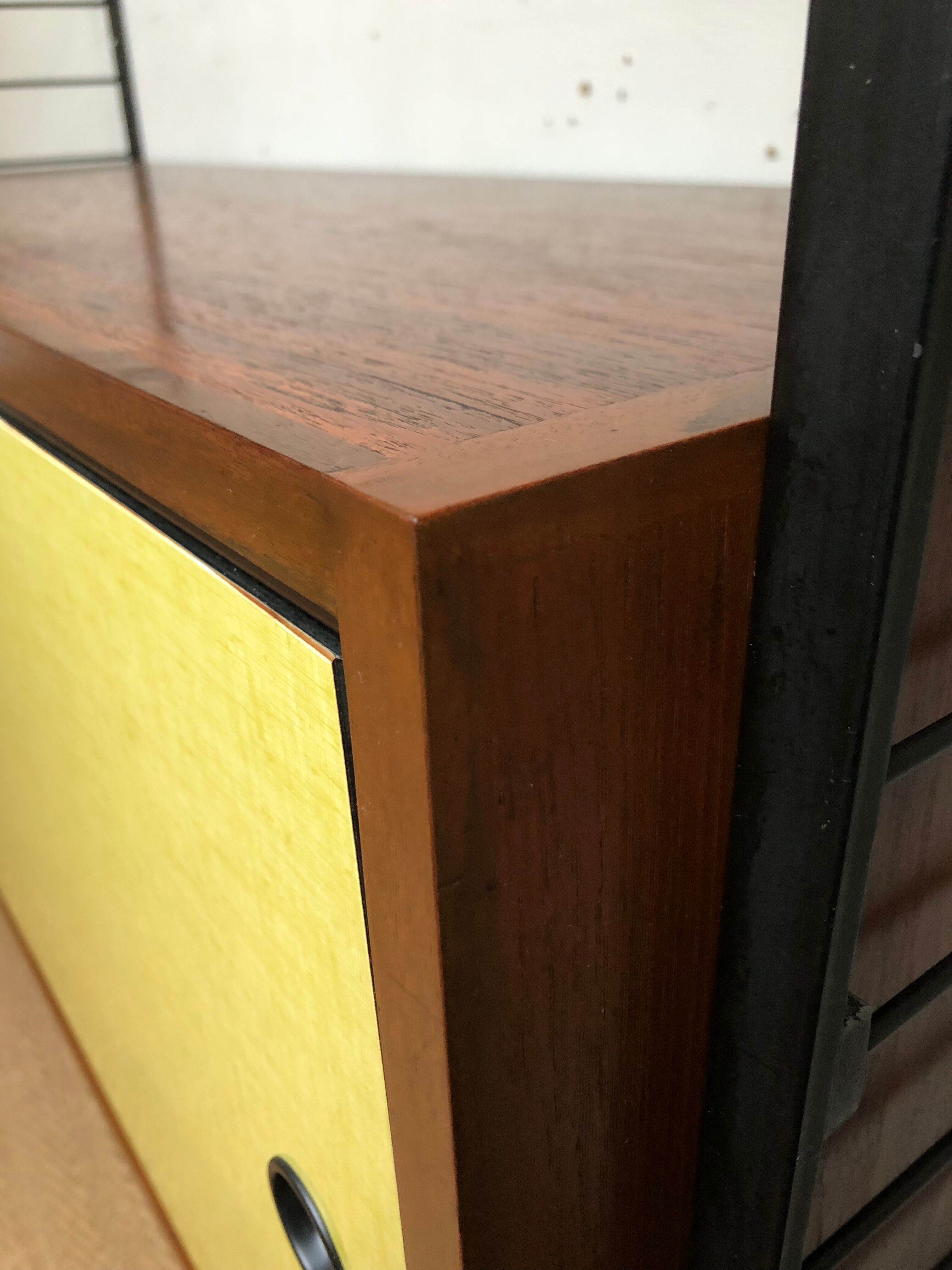 Wall-mounted sideboard