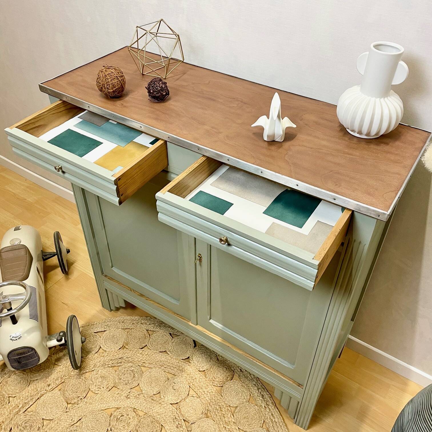 Vintage buffet