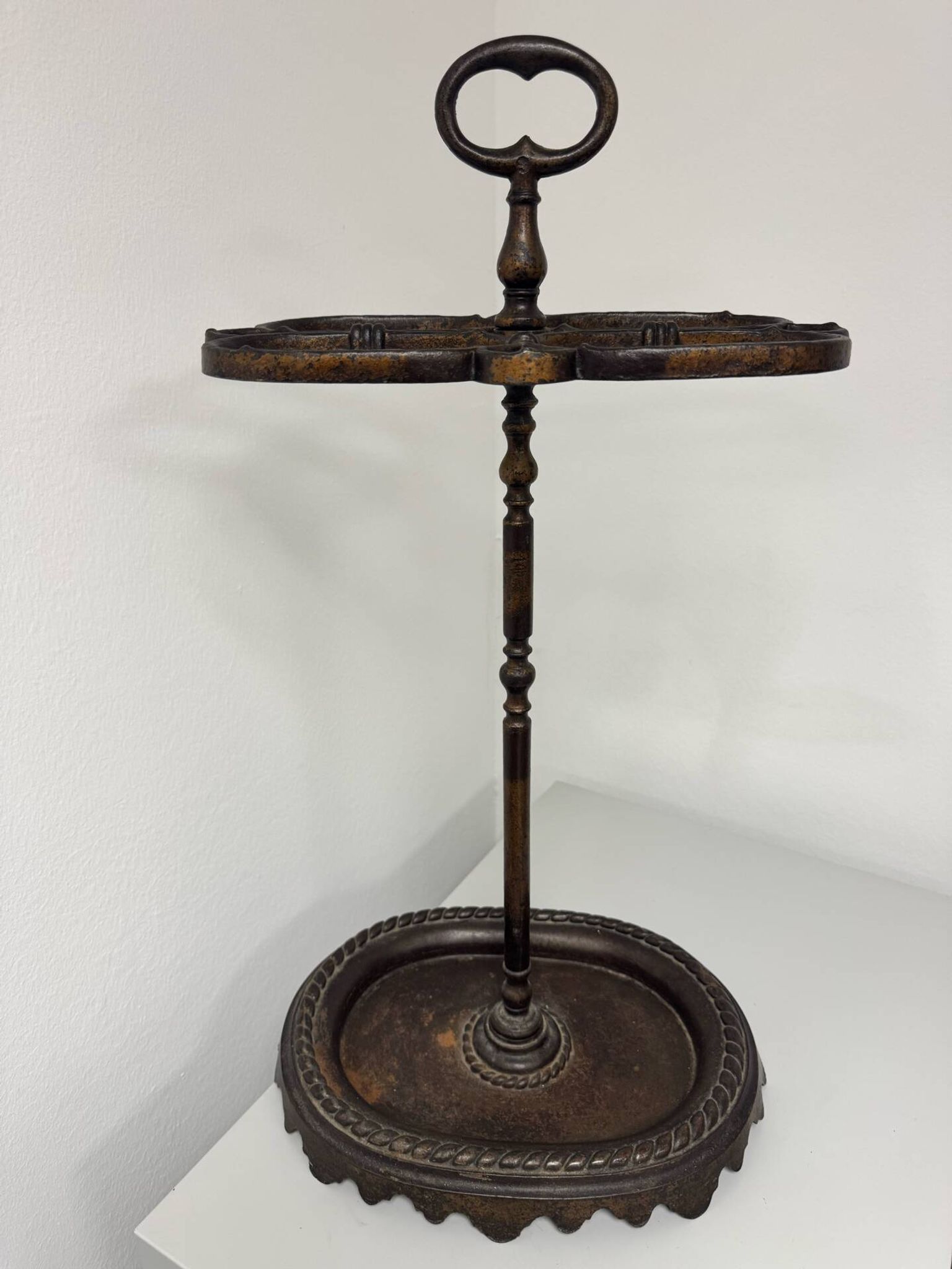 Umbrella stand, cast iron cane holder from the 19th century / Napoleon III style