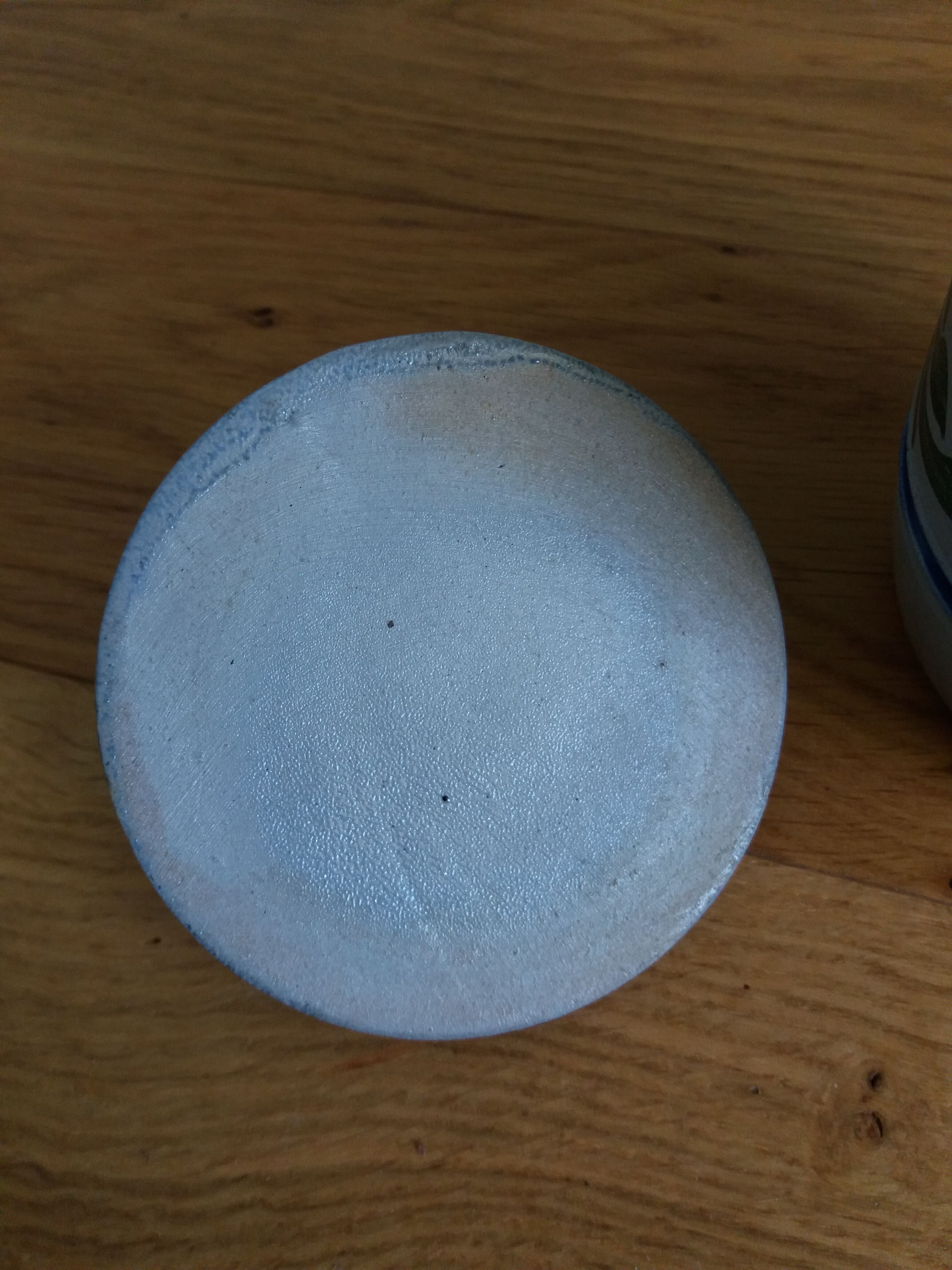 Sandstone pot from Alsace Schmitter in Betschdorf