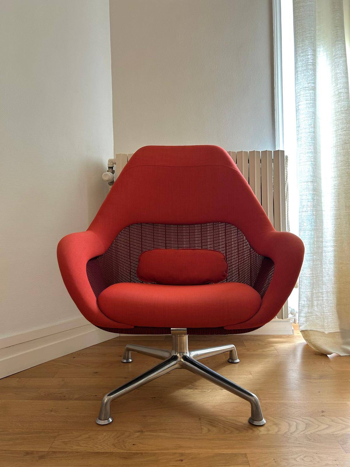 Lounge Chair | Coalesse | Designed by Scott Wilson | Iconic, Modern