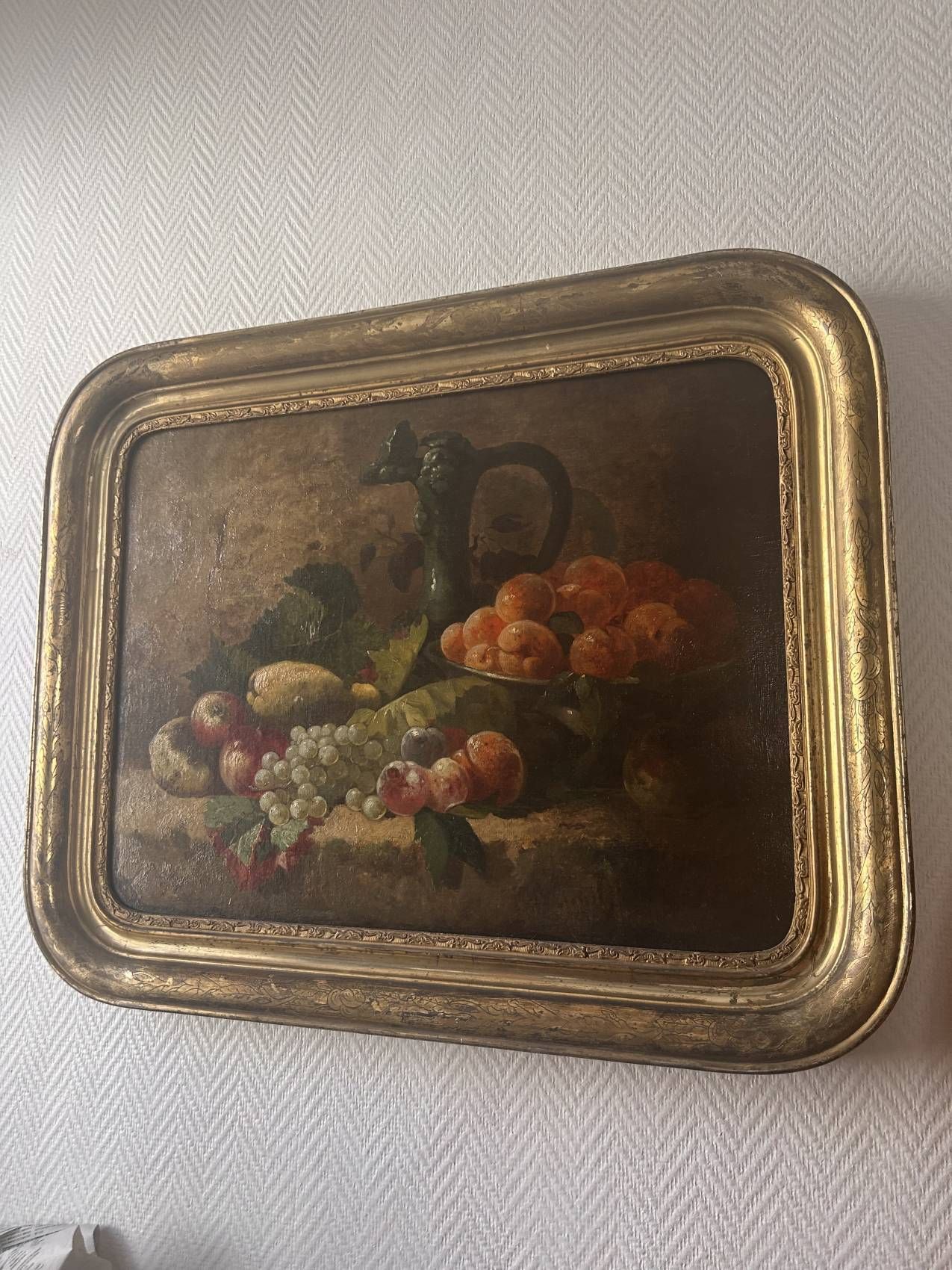 Large still life with fruits from the 19th century – oil on canvas and gilded frame – in superb condition.