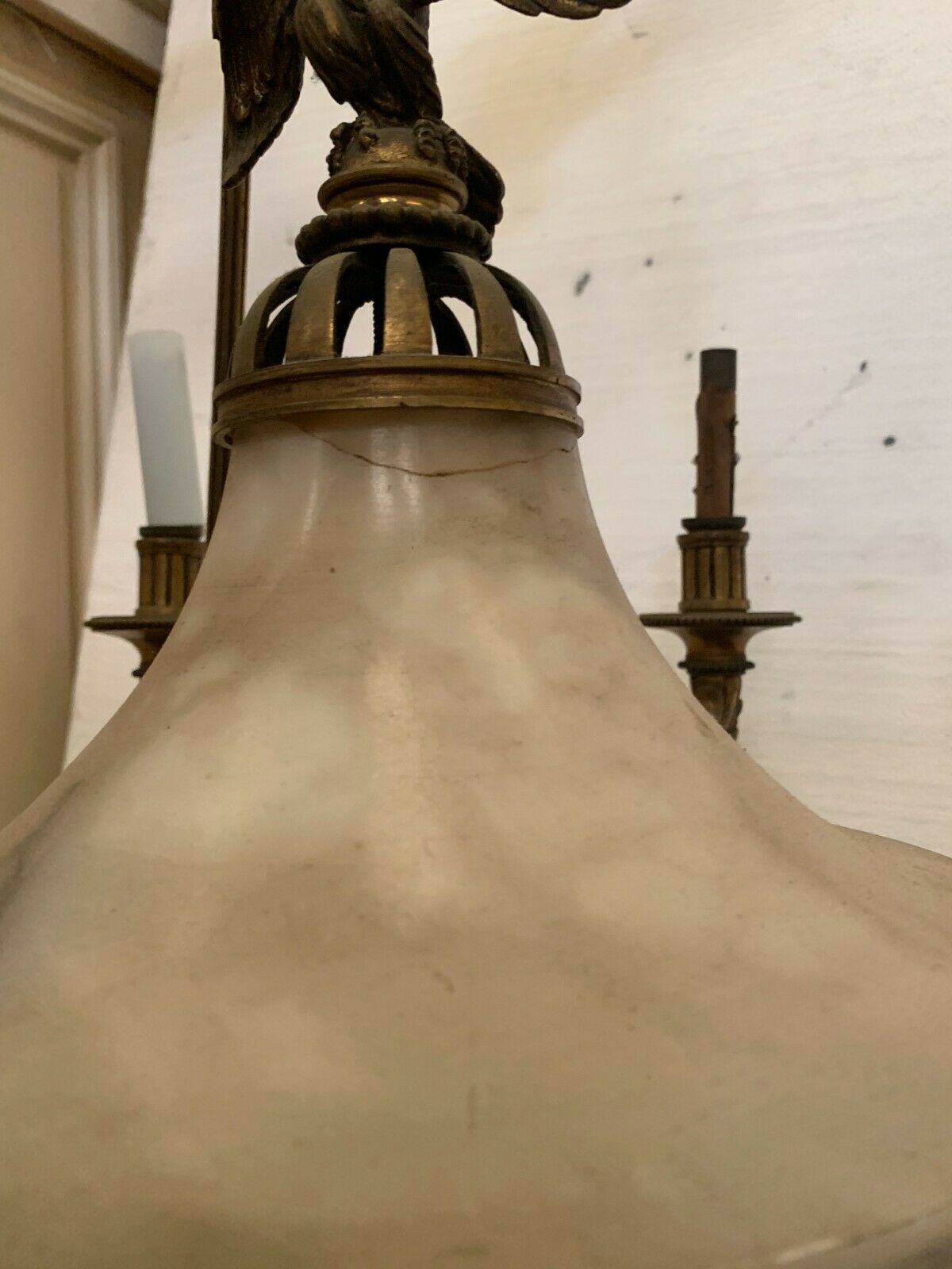 19th century Bronze and Alabaster Empire Lustre Napoleon III