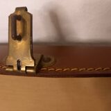 Valise ancienne en cuir, piqûres de sellier, avec housse monogrammée, années 1930/1940.
