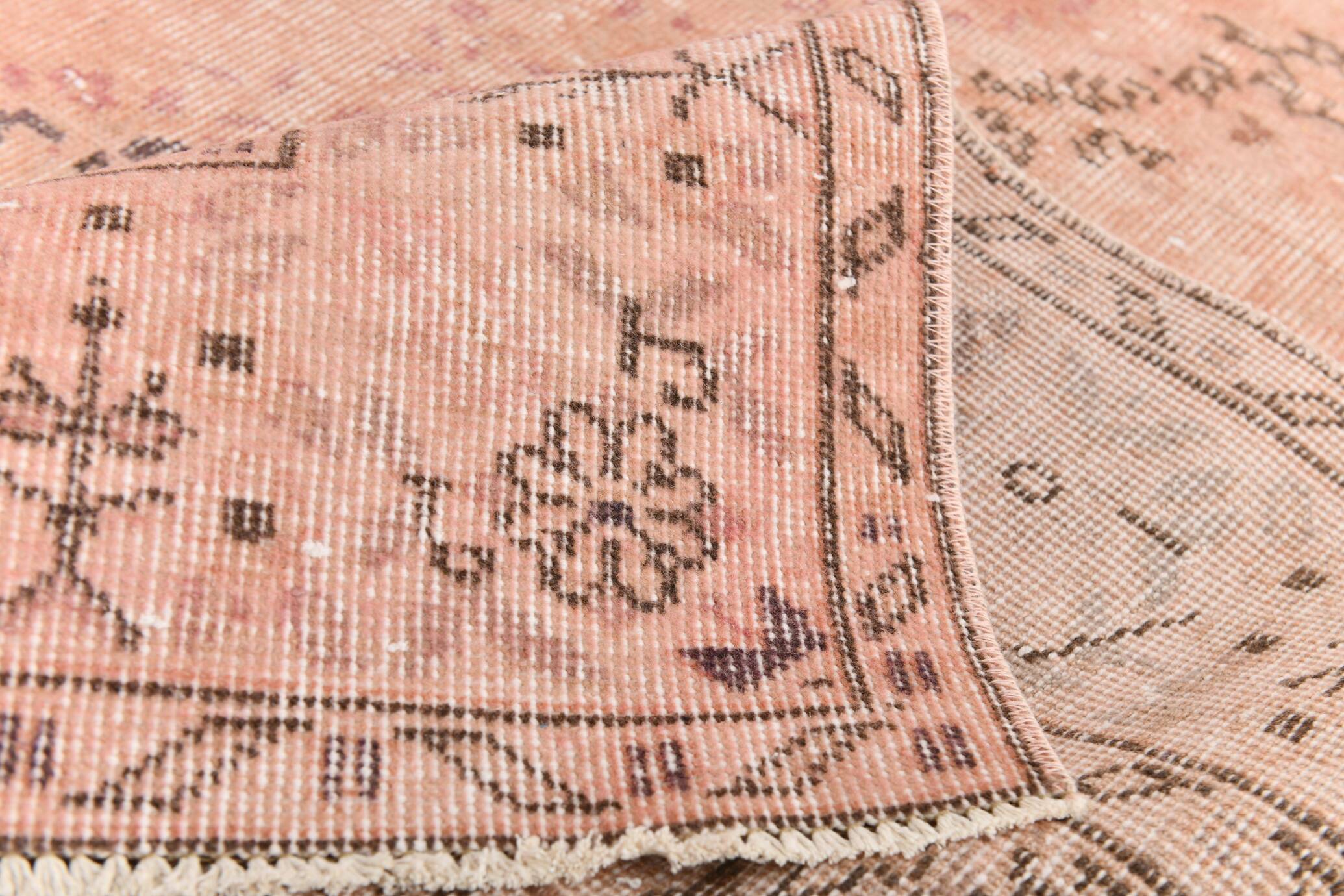 Powder Pink Classic Turkish Vintage Rug, 199x303Cm