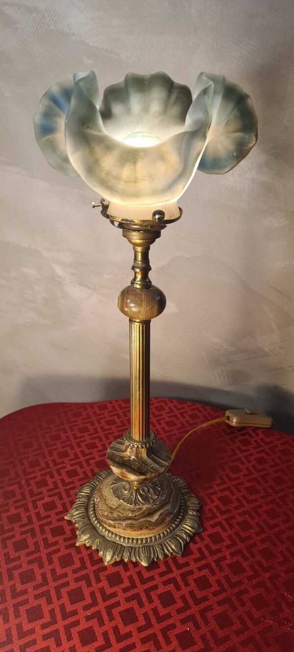 Lampe bronze et marbre tulipe verre signé vianne 40x17 bon etat