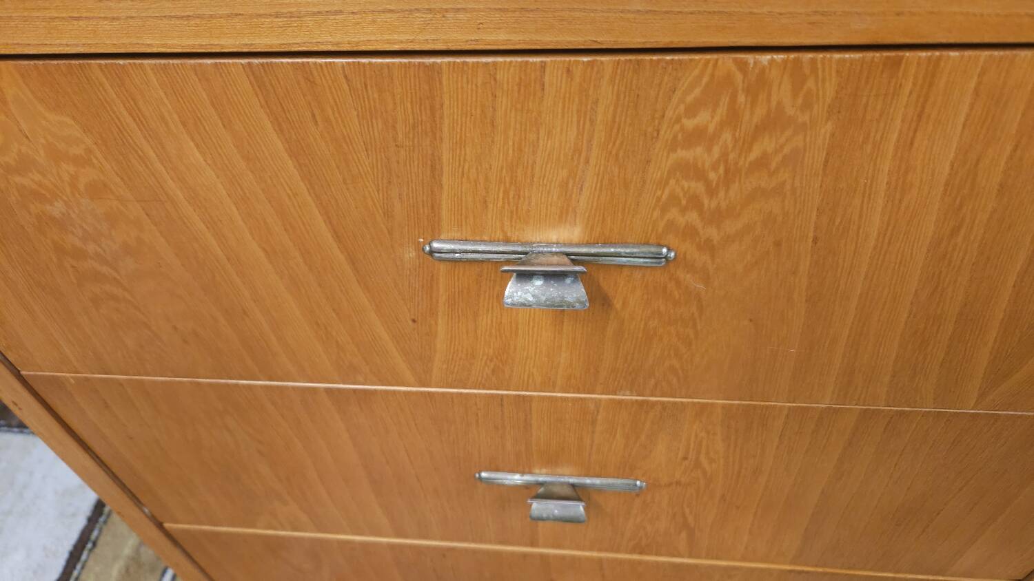 Vintage 1960s 4-drawer, 1-door cabinet