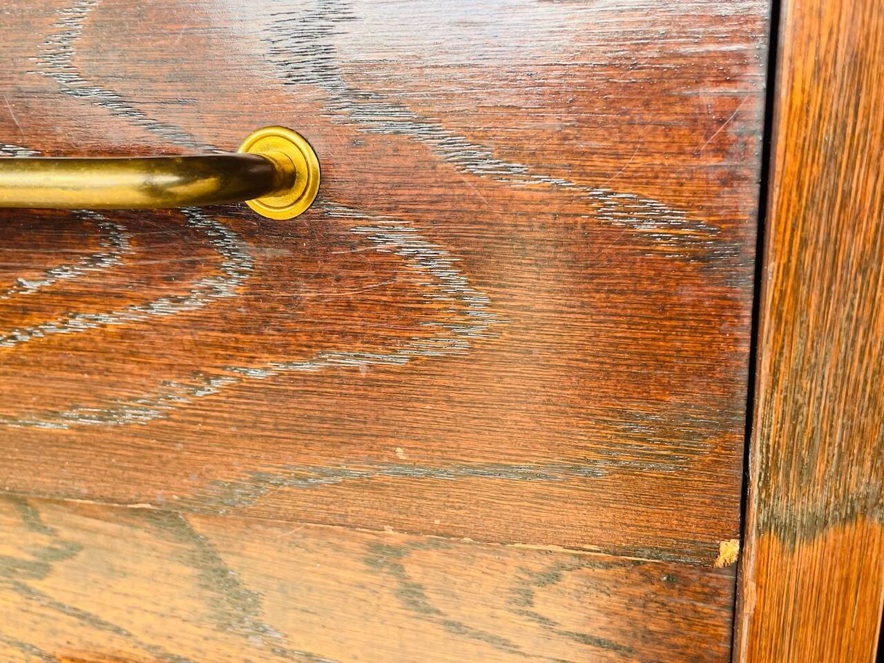 Large vintage chest of drawers with four drawers and one door in oak, circa 1960s