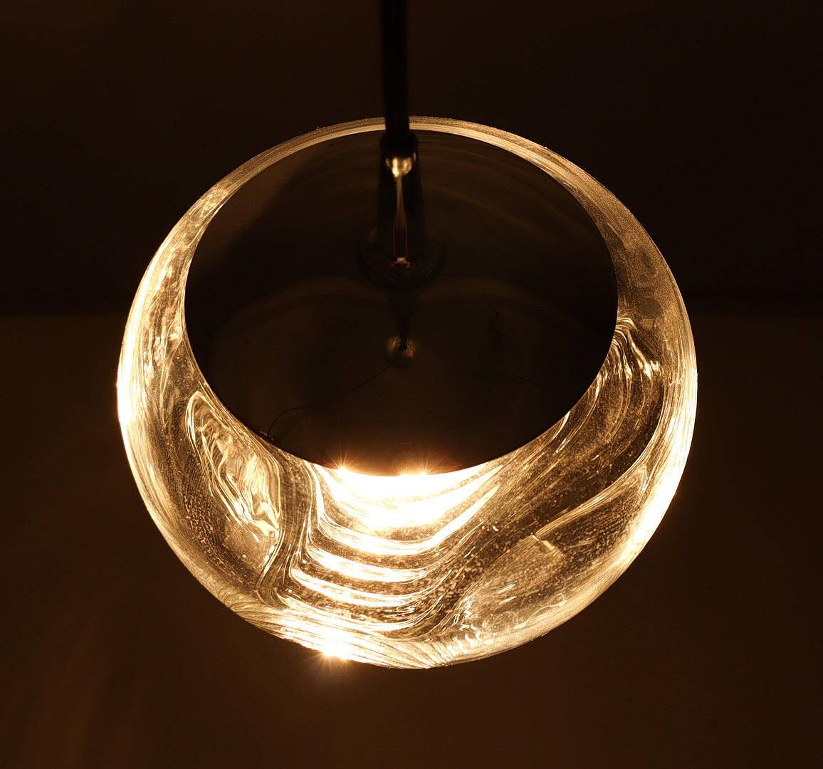 Koch & Lowy. Ensemble de 2 lampes de plafond de Peil et Putzler, modèle : 'Futura', Allemagne, années 1970.