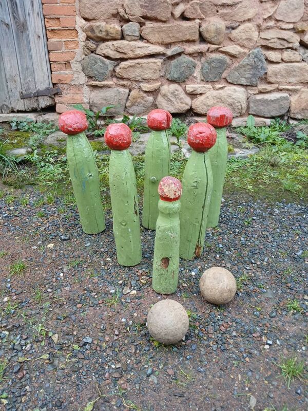 Jeu de quilles très ancien