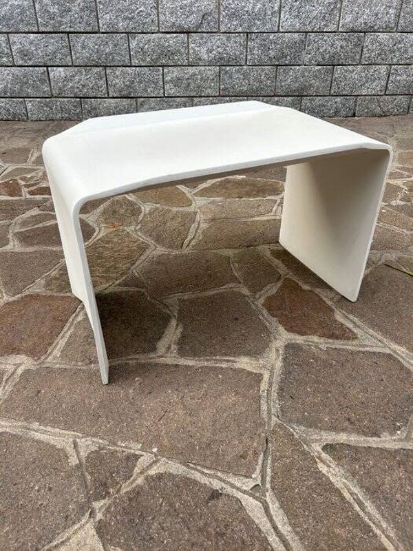Petite table basse coffee table attribuée à Barber Osgerby