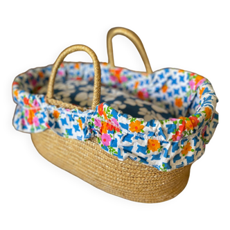 Wicker doll bassinet