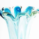 Vase bleu en verre